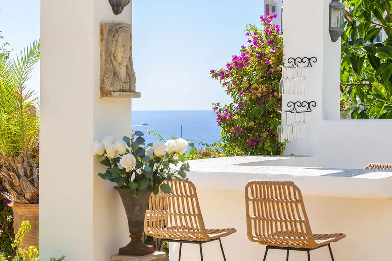 Beautiful villa in a quiet residential area near Palma — photo 3