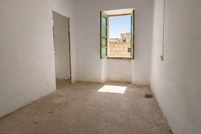 A rare opportunity has arisen in the historic center of Artà: a ruin with an approved construction project for an extraordinary townhouse — photo 3