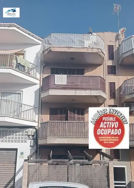 ¡¡¡ POSIBLE OCUPACION DEL INMUEBLE, NO SE PUEDE VISITAR NI FINANCIAR !!! — photo 1