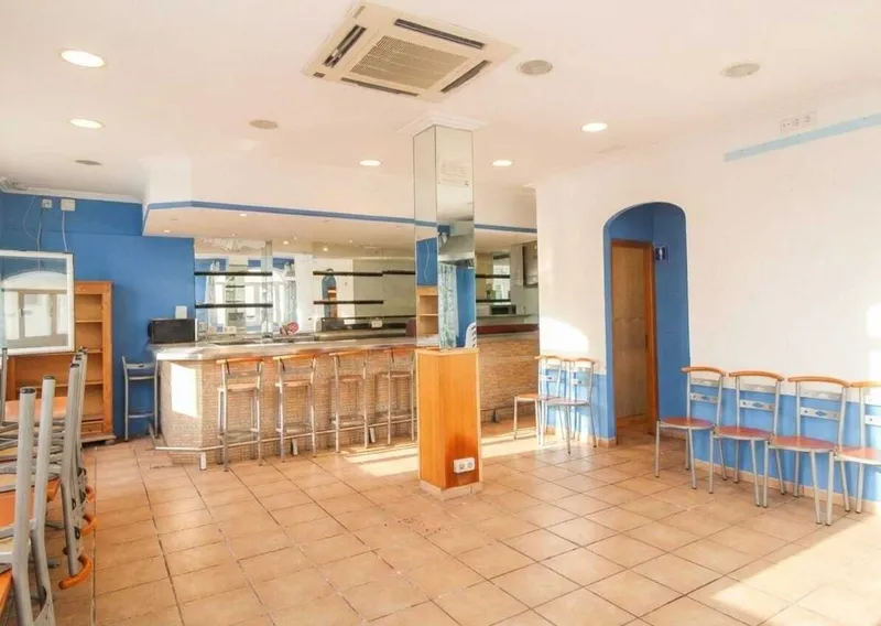 85m² premises with bar license, kitchen and near the beach for sale — photo 2