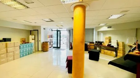 Business Premise - Palma de Mallorca (Son Serra - La Vileta), Built Surface 120m², 2 Bathrooms, Distance to the... — photo 4