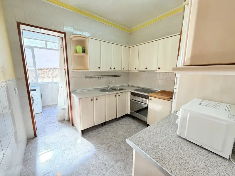 Opportunity! Ground floor apartment in Son Espanyolet, no free ceiling. — photo 9