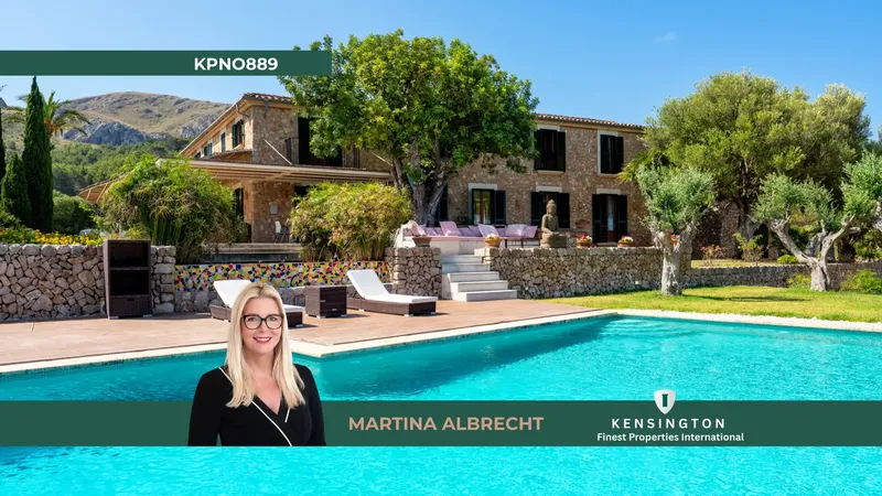 Impressive estate in Colònia de Sant Pere offering total privacy with magnificent sea and mountain views — photo 1