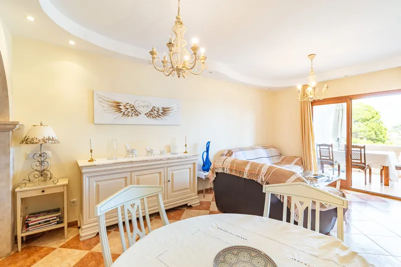 Apartment with magnificent sea views in Cala Santanyi — photo 10