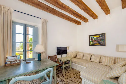 Cas Concos, Peaceful haven in Cas Concos – Seasonal rental finca with sea views, pool, sauna and yoga house — photo 9