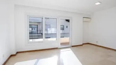 Apartment in Jaume III — photo 3