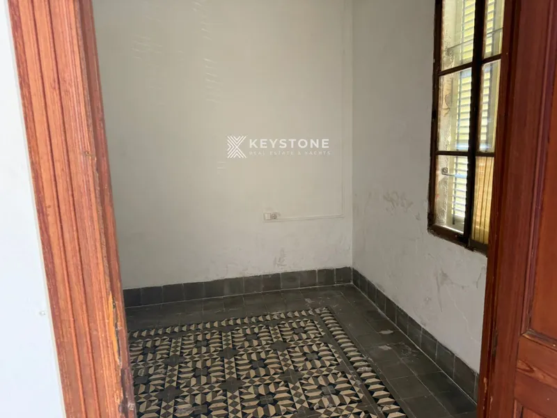 House — photo 10