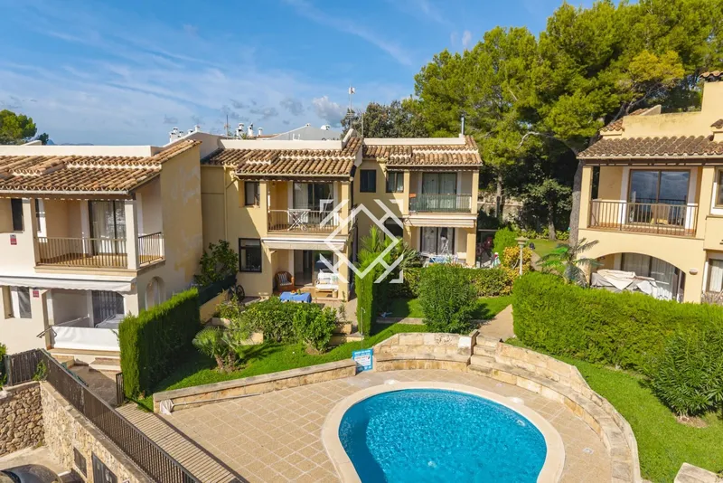 Sea Views Charm Prime Location Apartment in Alcanada, Mallorca — photo 2