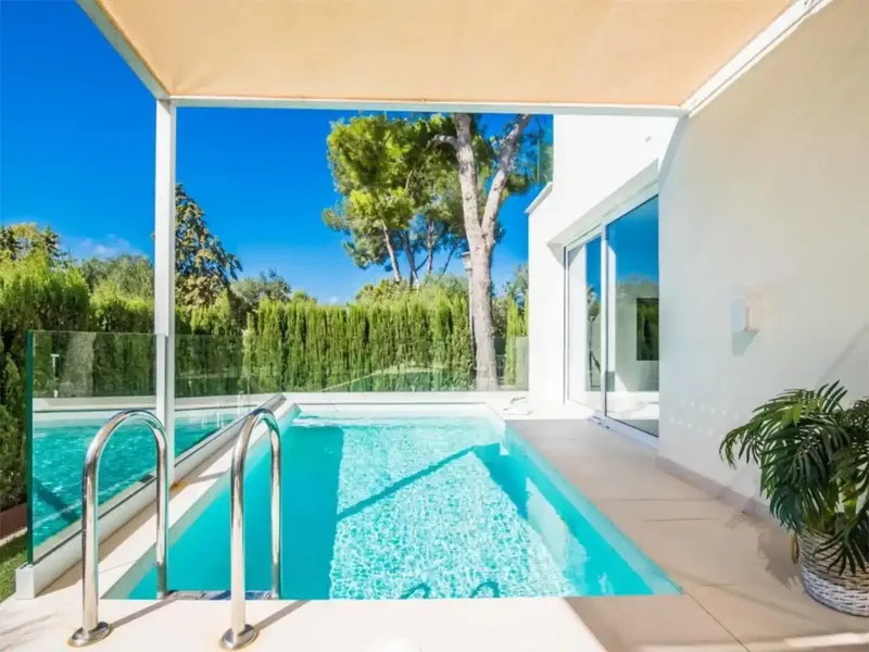 La espectacular casa se encuentra en Alcudia, nueva, con estructura, interiores y ambiente moderno. Equipada con todo detalle para unas vaca — photo 3