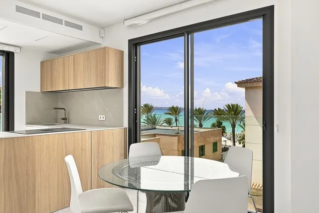Duplex penthouse with rooftop pool for sale in Playa de Palma, Mallorca — photo 6