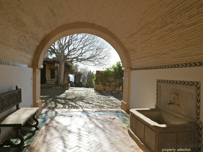 Rustic finca in S'Alqueria Blanca — photo 6