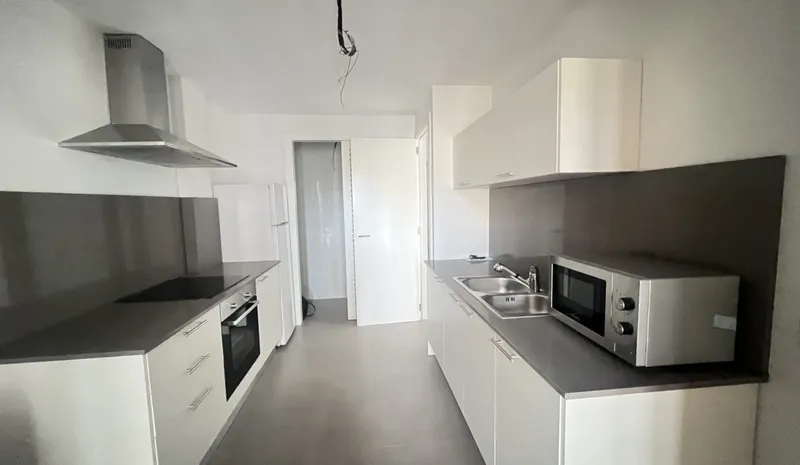 First floor new build ready to move in — photo 10