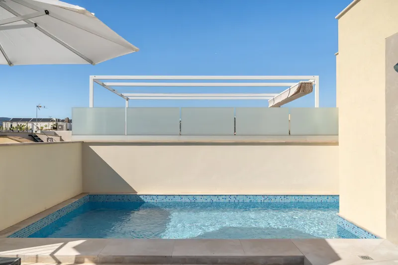Casa de lujo con vistas al mar en venta en Molinar con terraza, piscina, ascensor y aparcamiento — photo 4