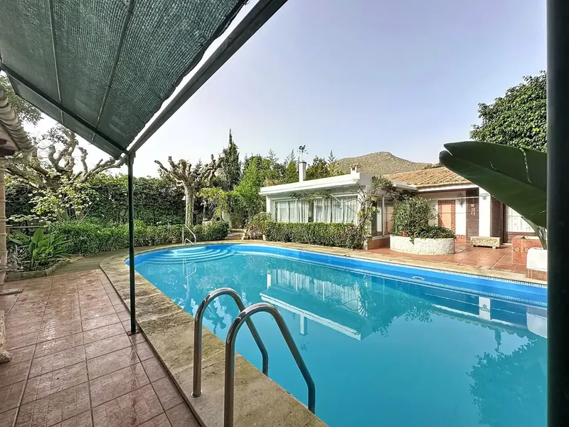 In the heart of the renowned S'iller urbanization in Puerto Pollensa, a unique opportunity to acquire an exclusive chalet — photo 6