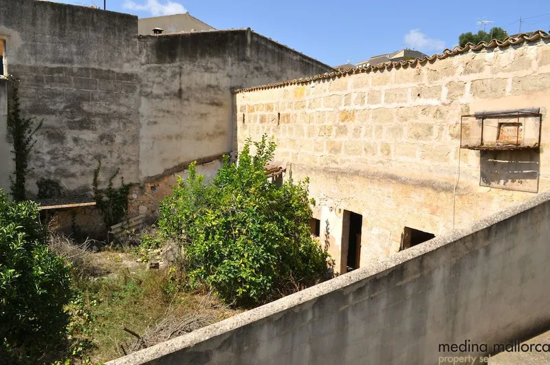 House in Sant Joan with preliminary project for urban hotel — photo 12