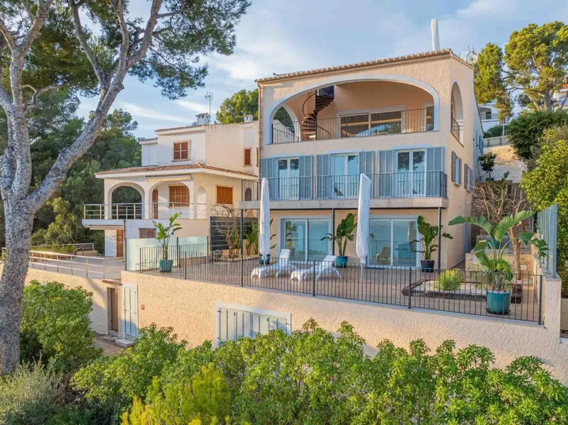 Exclusive Luxury Villa with Spectacular Views in Alcanada – Price: 4.3 Million Euros — photo 2