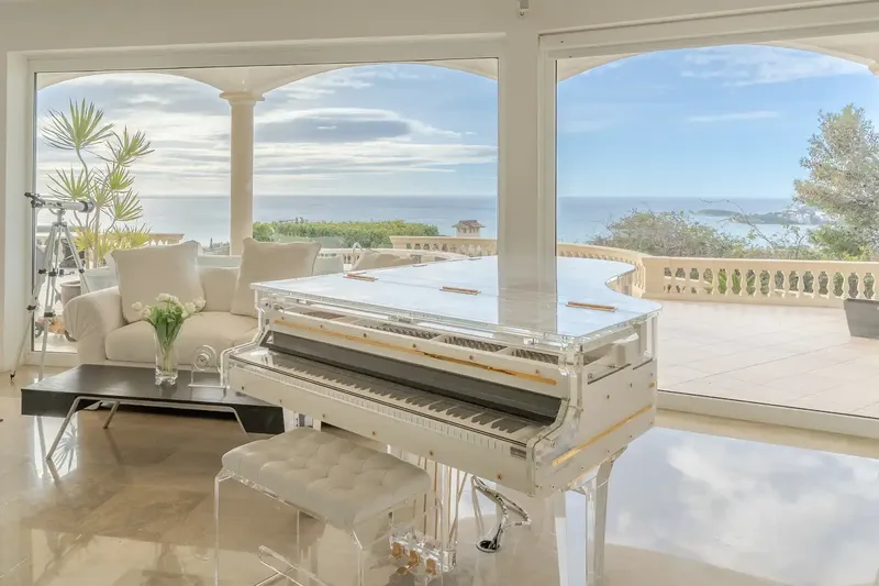 Casa rústica con piscina en alquiler en Costa d'en Blanes — photo 6