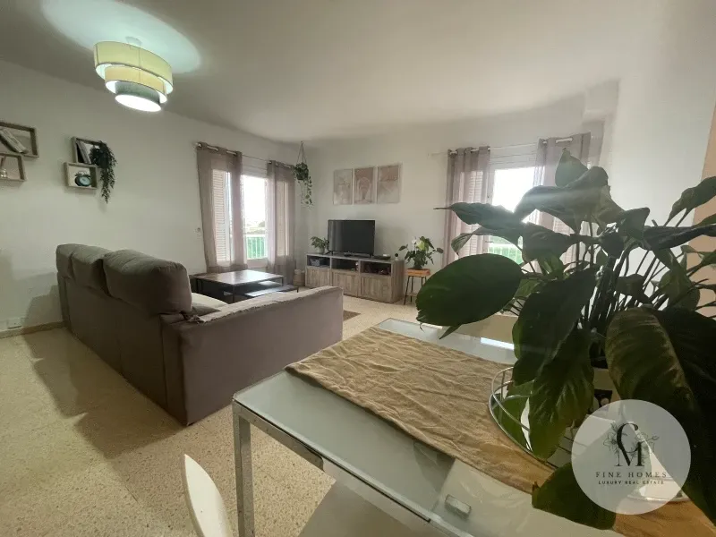 Exclusive opportunity - Apartment in Puerto Pollença with balcony, garage and unbeatable location — photo 1