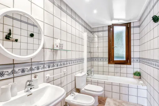 Manacor-North, stylish natural stone finca with spacious pool and Mediterranean garden close to Manacor - only 6 minutes from the Rafa Nadal International School — photo 12