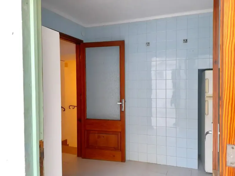Located on a quiet street, just 5 minutes from the center of Pollença, this townhouse is a unique opportunity for those seeking a — photo 11