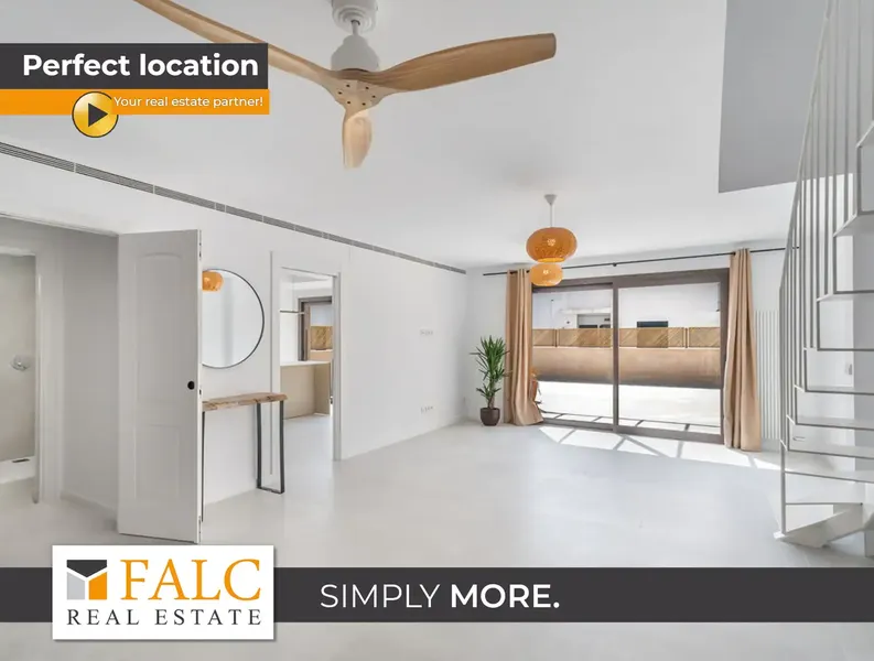 This wonderful newly built duplex with sea and mountain views is located a few steps from the beach and the marina — photo 1