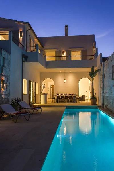 Townhouse with Huge Garden and Swimming Pool in the Centre of Ses Salines — photo 11