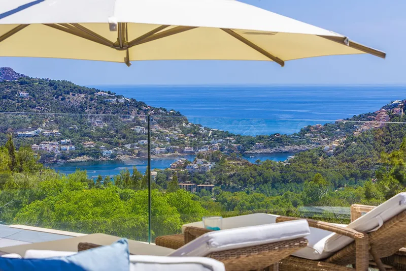 Mont Port: New-build luxury villa of the highest class with sea and panoramic views — photo 1