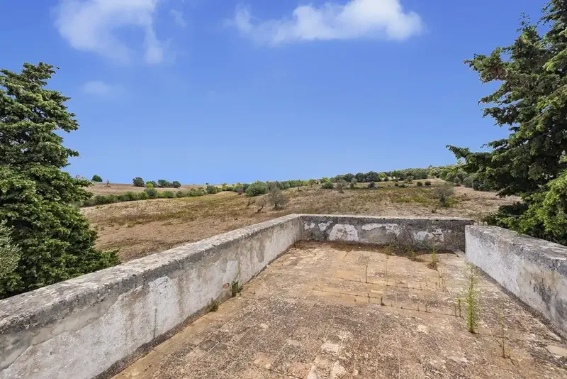 This enormous finca, for sale in Algaida, originally dates from the 15th century and includes a main house, several outbuildings and extensive land — photo 12