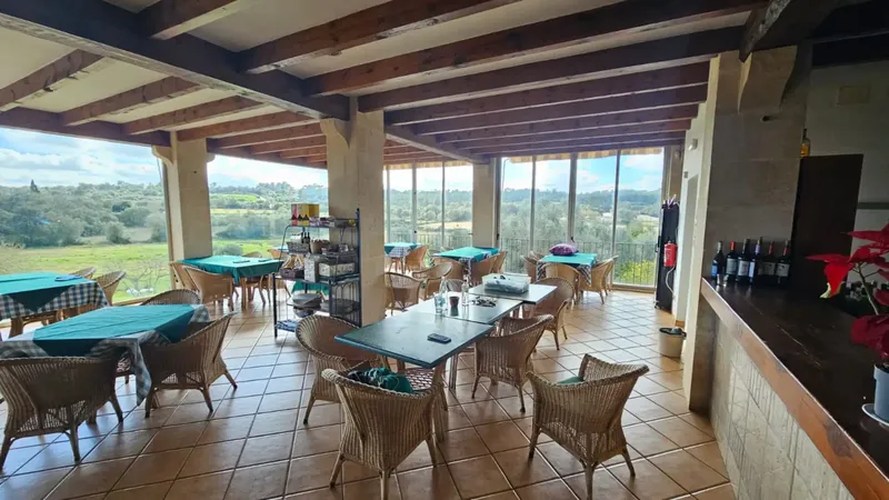 Rustic Estate for Sale: A Private Paradise with Commercial Potential — photo 2
