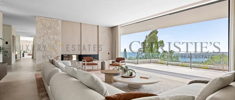 New build luxury villa in Costa d'en Blanes in the southwest of Mallorca with panoramic sea views — photo 4