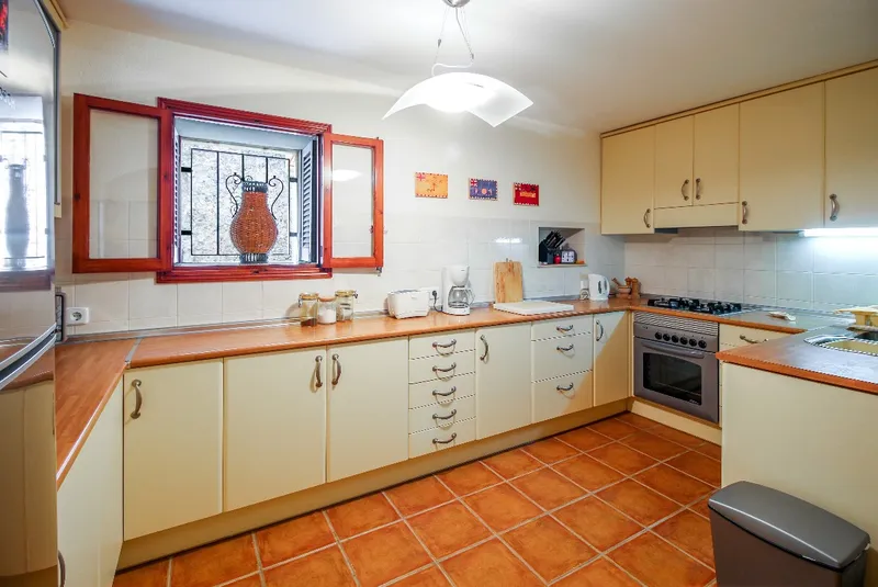Exclusive Listing.- Renovated Stone Facade Town House near the Famous Calvario Steps — photo 9