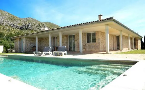 New finca in Pollença — photo 1