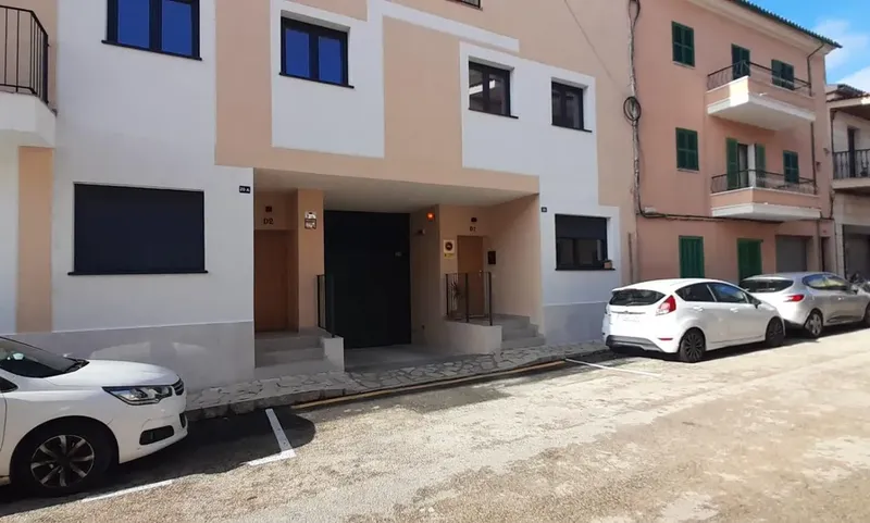 Parkings in Lloseta — photo 5
