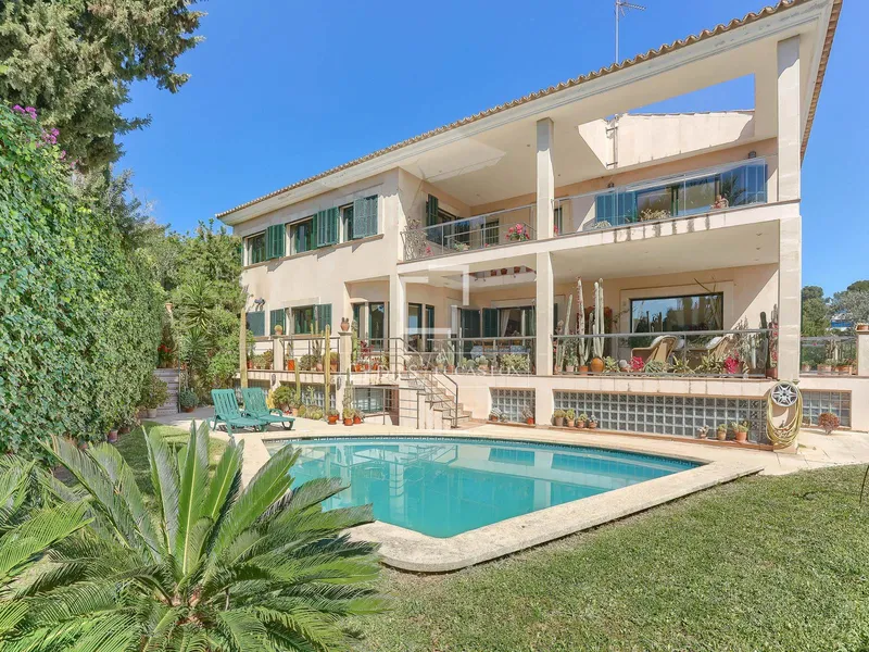 545m² house / villa for sale in Palma de Mallorca — photo 2