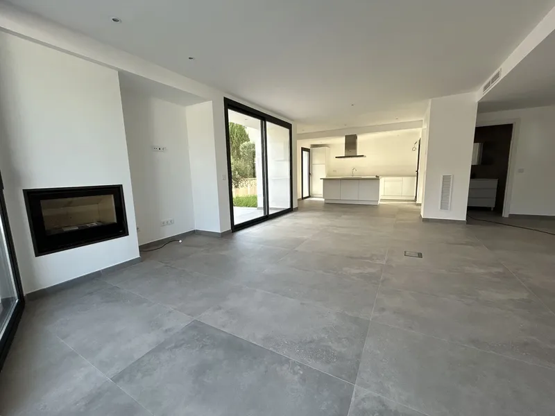 New build villa of 205 m2 in Son Serra de Marina with pool — photo 1