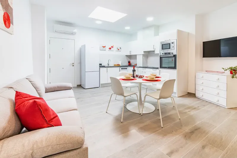 Modern and bright 2-bedroom apartment, just steps from the sandy beach of Cala Vinyes, one of the most — photo 2