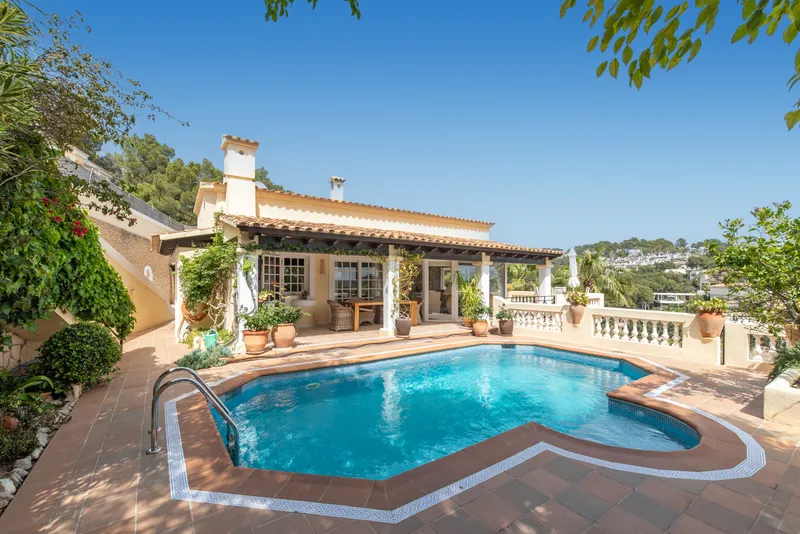Mediterranean villa for sale in Costa de la Calma with partial sea views — photo 1