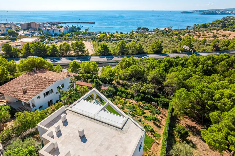 Spectacular modern villa with sea views in Costa den Blanes — photo 3