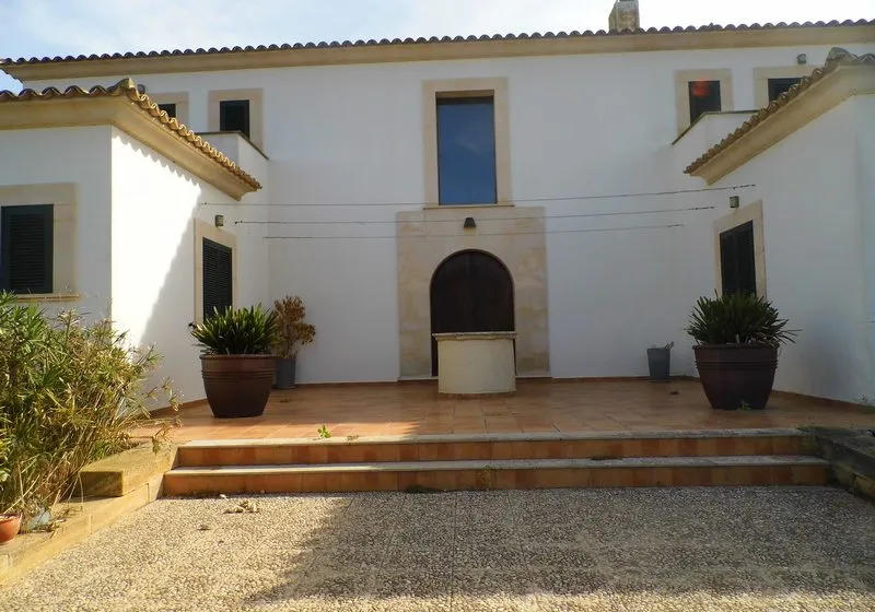 Enormous large finca with license near Es Llombards – F 127 a — photo 4