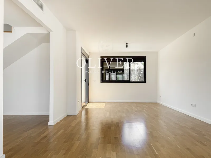 Brand new townhouse in La Vileta — photo 9