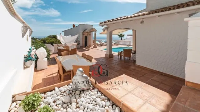 Villa for sale in Costa d'en Blanes, Calvià, Mallorca — photo 3