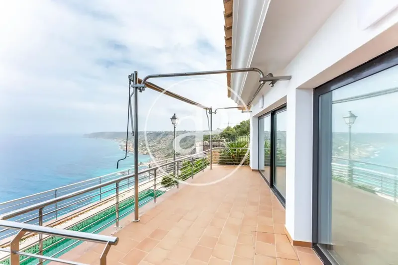 Semi-detached unfurnished villa with sea views, garden and terrace in Bahía Azul — photo 5