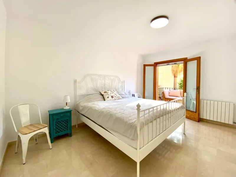 Ref. 2032; Beautiful and spacious house with communal pool for rent in Genova — photo 4