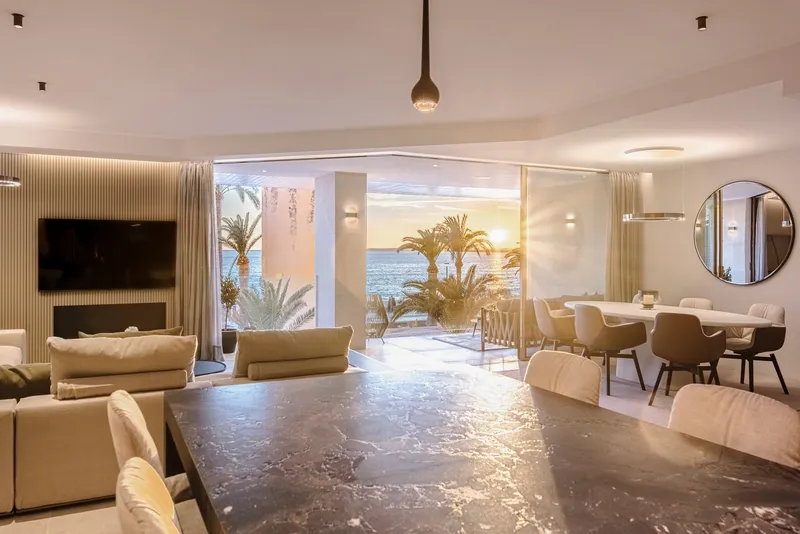 Townhouse with pool, garden and large terraces in Son Espanyolet — photo 11