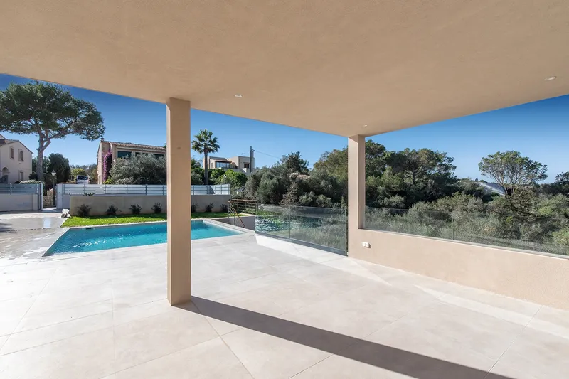 Exclusive new-build villa with pool in the immediate vicinity of the Portopetro harbor — photo 3