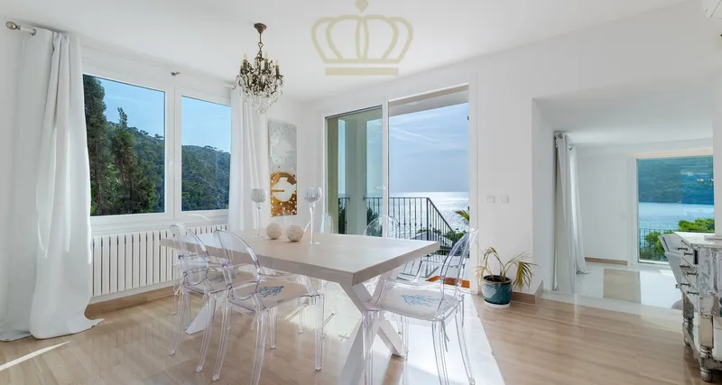 Beautiful sea view villa with pool in Camp de Mar - holiday rental — photo 7