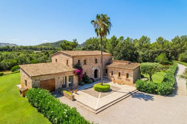 Luxurious villa for sale near Pollensa, Mallorca — photo 2
