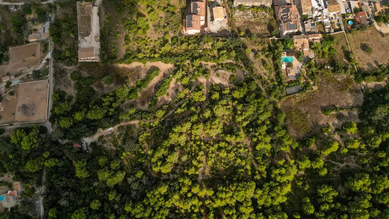 Exclusive plot over 32,000 m² with incomparable mountain views — photo 3