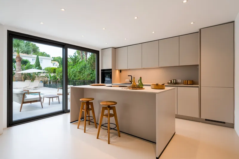 Stylish villa in Nova Santa Ponsa with rental license — photo 4