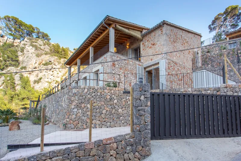 Beautiful Stone House for Rent in Cala Deià, Mallorca — photo 2